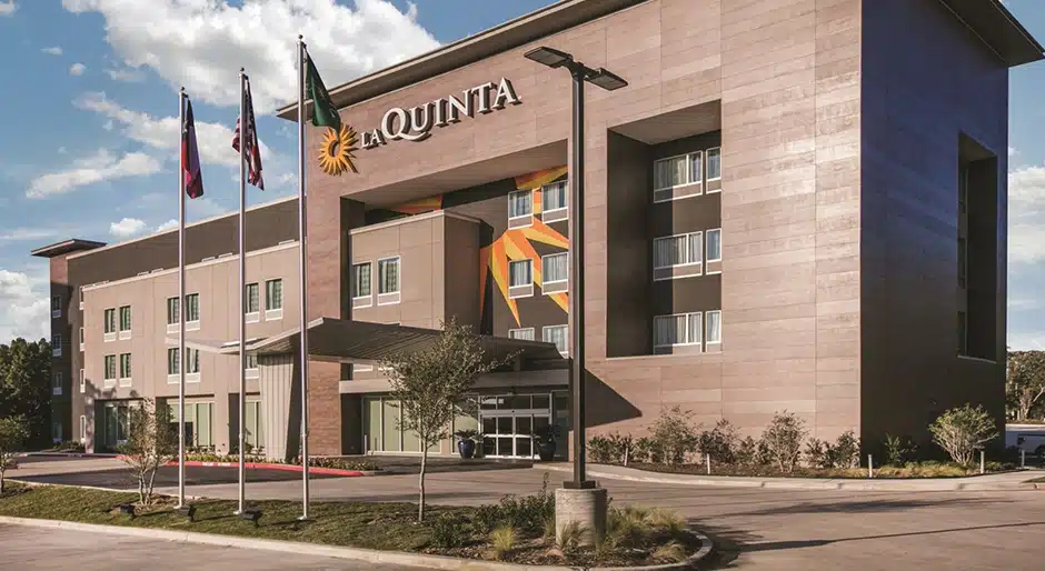 Wyndham Worldwide to purchase La Quinta’s franchise and management businesses
