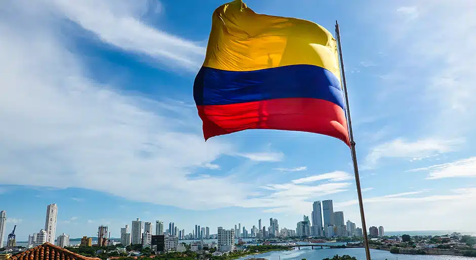 KKR and Telefónica Colombia launch digital infrastructure company