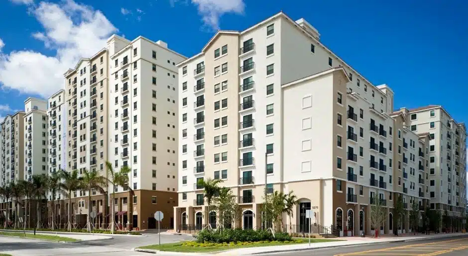 Lincoln Avenue Capital acquires two properties in Miami