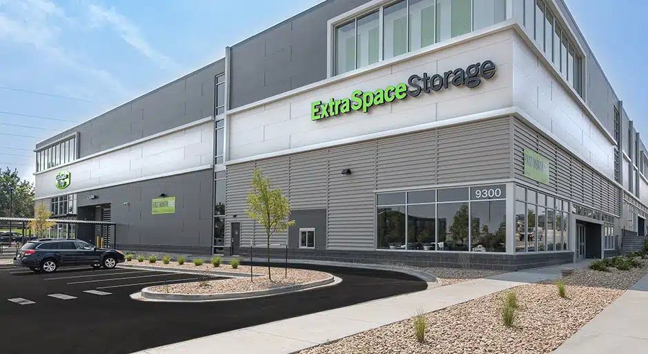 Advantage Self Storage and Harrison Street purchases selfstorage near