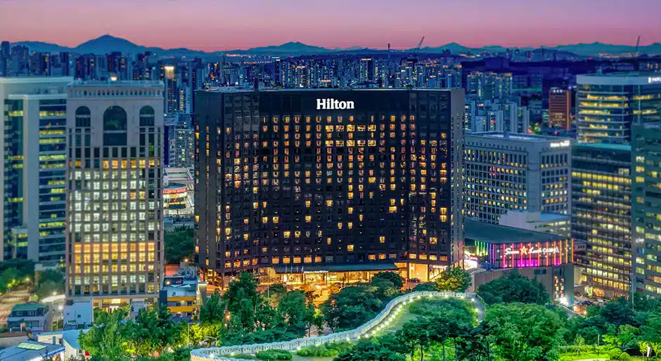 Seoul five-star hotel sells for $892m