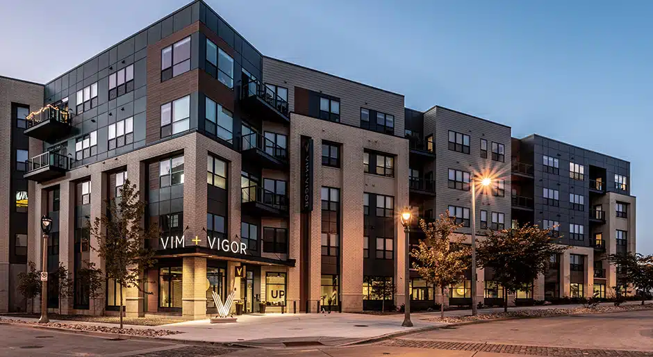 The Davis Cos. JV sells multi-housing community in Milwaukee for $53m