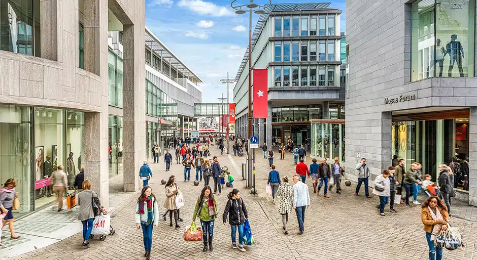 CBRE Global Investors sells shopping center in Netherlands
