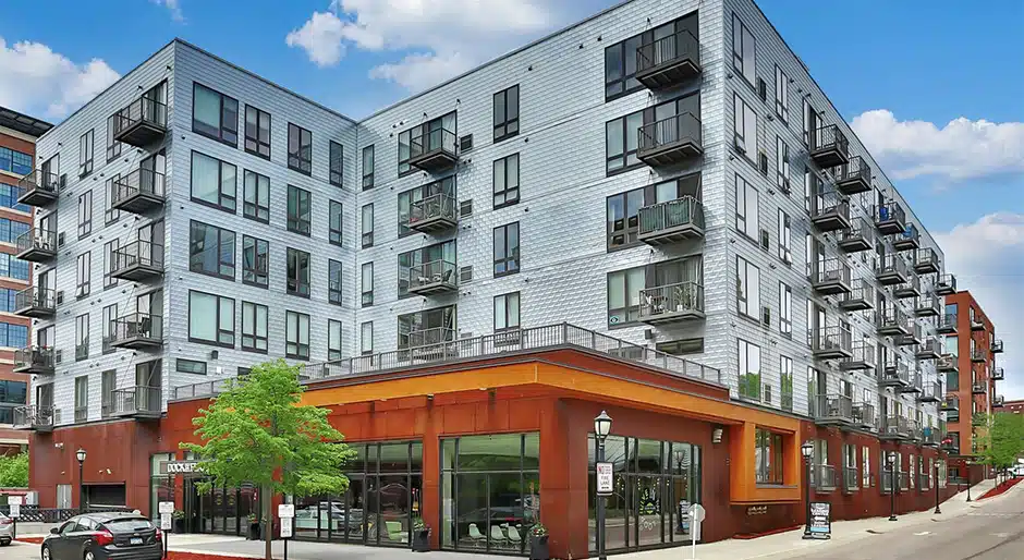 Sale of Minneapolis apartment community closes News Institutional