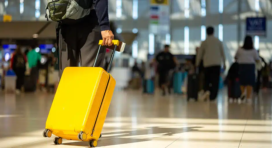 U.S. inbound travel headwinds hold steady, international arrivals decline