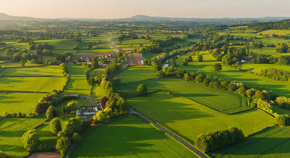Hines announces U.K. retail park acquisition by Hines Global Income Trust