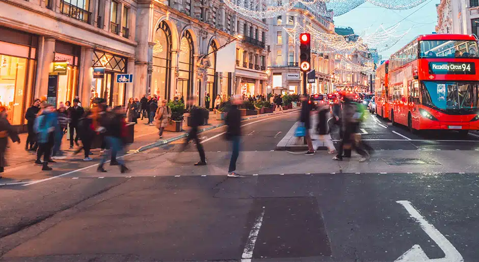 British independent retail crisis deepens as nearly half see sales plummet compared to last year