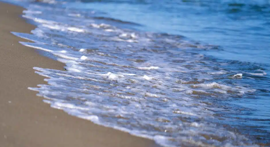 The rising tide: Investor confidence returns to A-REITs