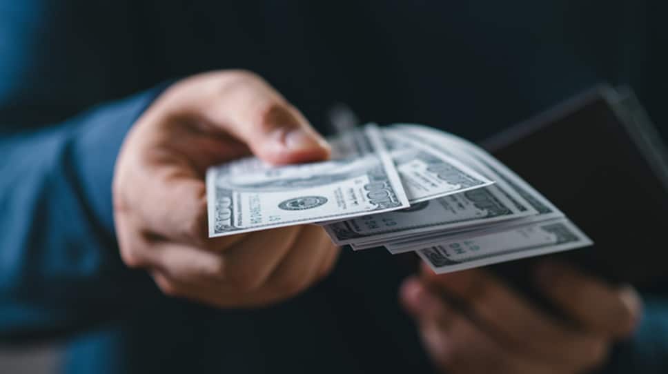 Return chasing in private markets: Are your clients being money-pumped?