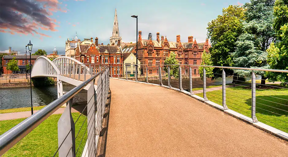 CBRE Investment Management acquires Bedford logistics distribution center for West Midlands Pension Fund